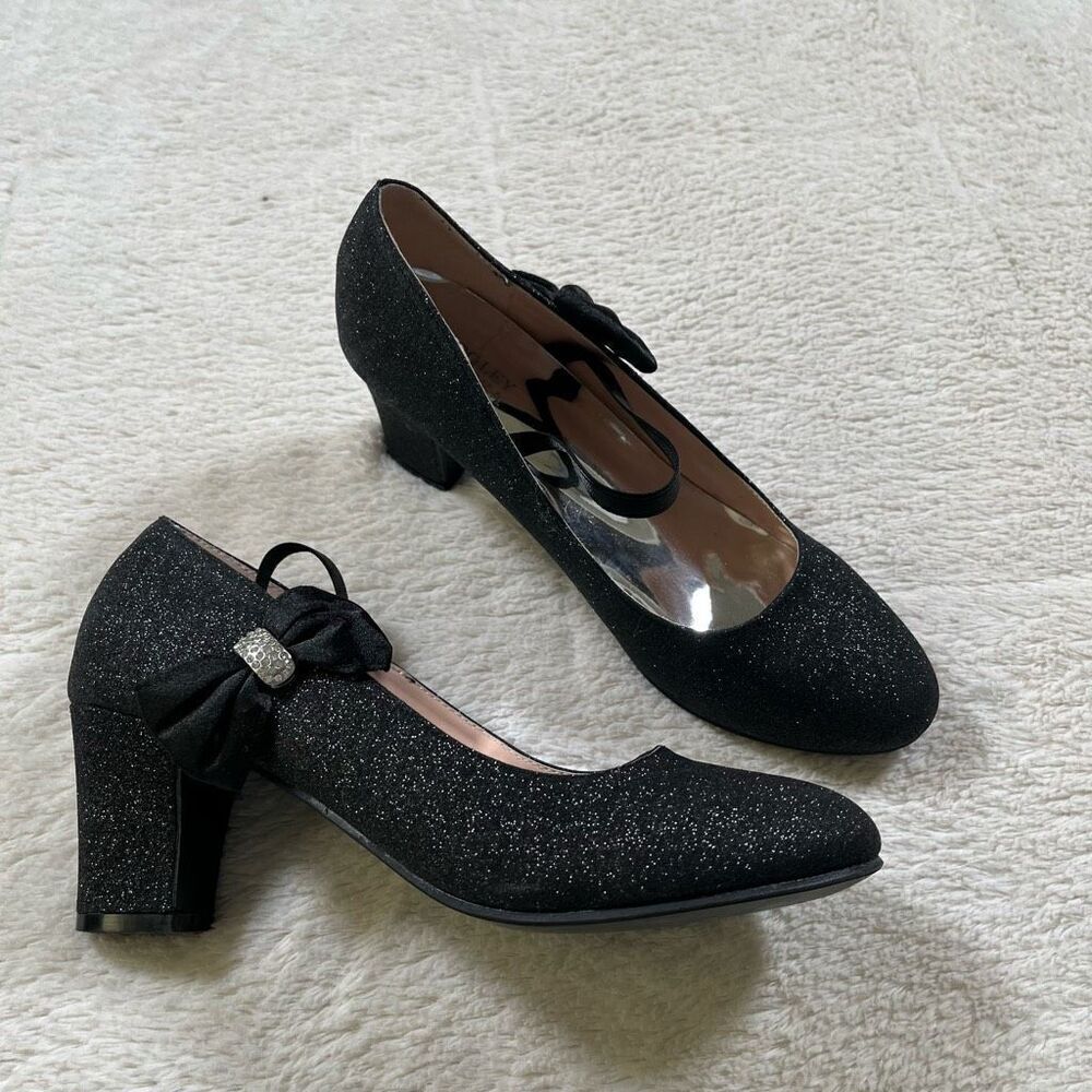 Badgley Mischka Sparkly Black Heels W/ Bow Detail Glitter